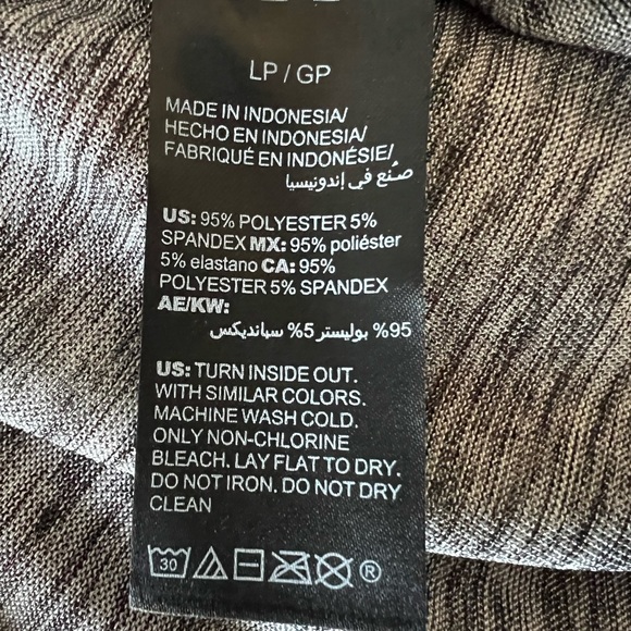 White House Black Market Metallic TShirt - Picture 4 of 4